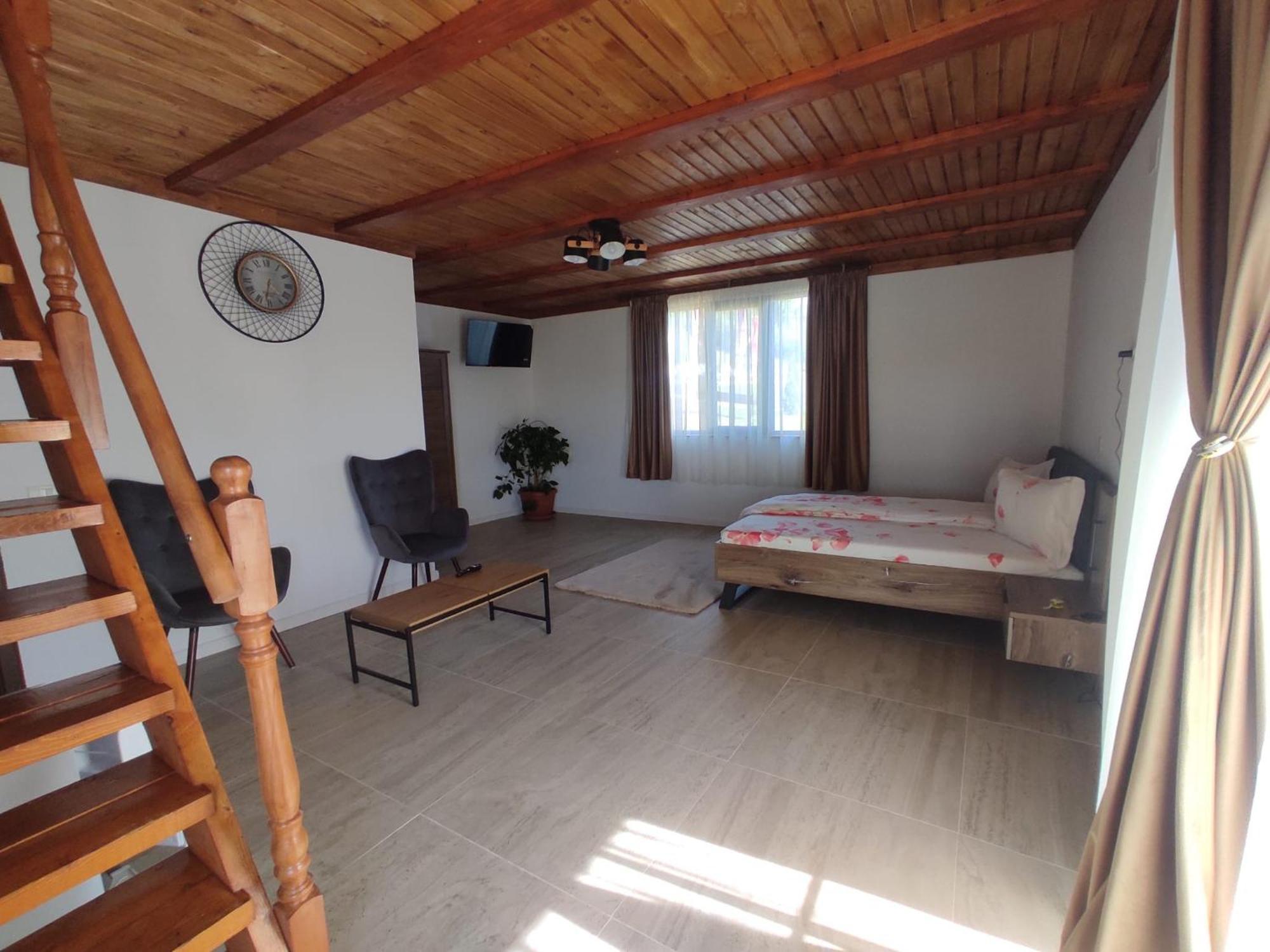 ホテル La Hacienda Chetani エクステリア 写真